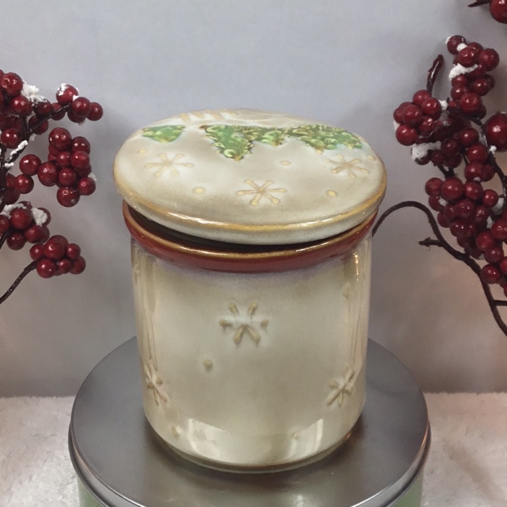 🇺🇸🇺🇸 “SMALL FESTIVE CANISTER” 🇺🇸🇺🇸 - Picture 6 of 9